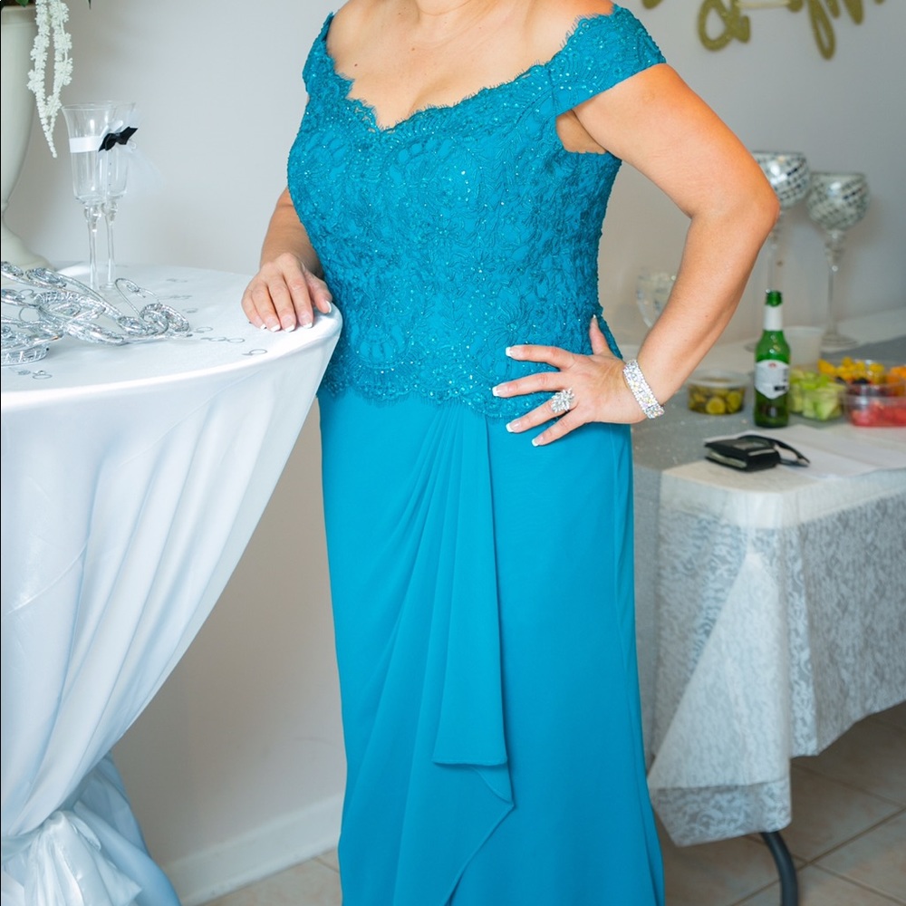 Mother of the Bride/Groom Boutique Long Dress